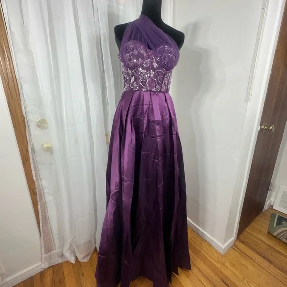 Eggplant Purple One-Shoulder Prom Dress - Picture 5 of 10